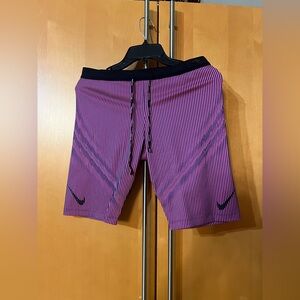 Nike AeroSwift Dri-FIT ADV 1/2 Length Running Tights US L Hyper Pink FN3369-060